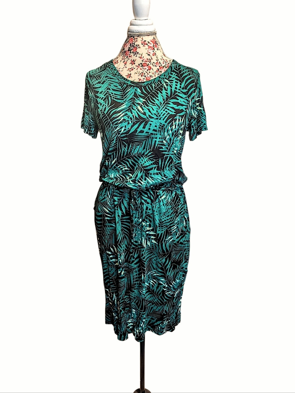 Levaca Fern Print Dress With Pockets